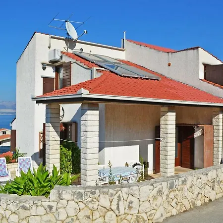Apartman Leone Slatine